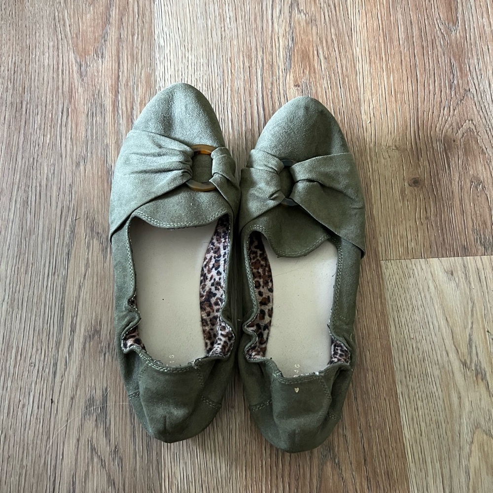 Olive Green Women's Scrunched Flats